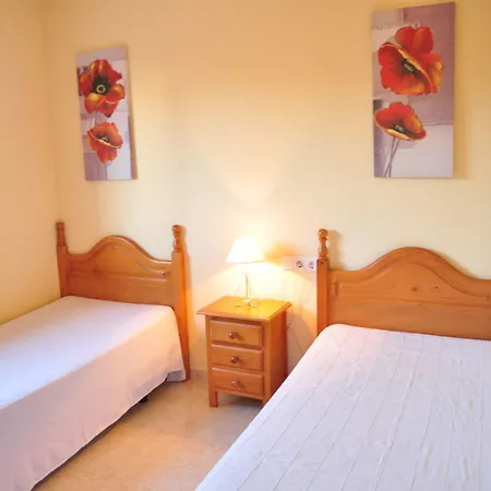 Casa Vista A La Piscina 6 Personas En Cambrils