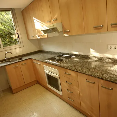 Casa Vista A La Piscina 6 Personas En * Cambrils
