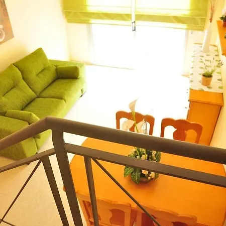 Casa Vista A La Piscina 6 Personas En * Cambrils